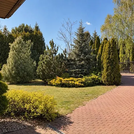 Holiday home Dom Z Basenem Pod Warszawa