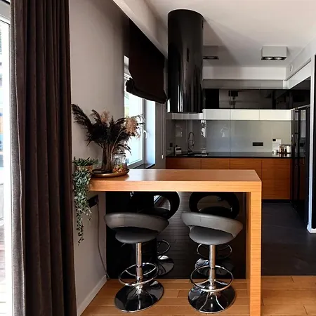 Holiday home Dom Z Basenem Pod Warszawa *