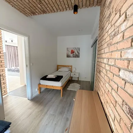 Dom Z Basenem Pod Warszawa * Gzowo