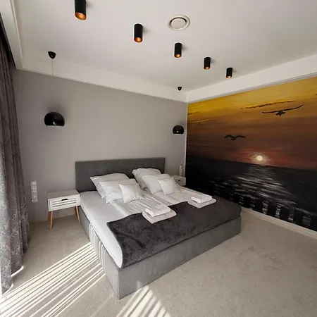 Dom Z Basenem Pod Warszawa Holiday home Gzowo